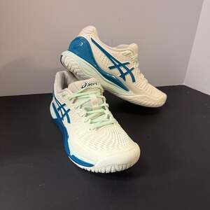 ASICS Women's GEL-Resolution 9 Tennis Shoes in White/Teal Blue Size 8